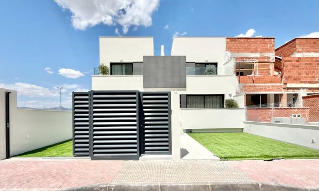 Adosado - Obra nueva - Cox - San Fernando