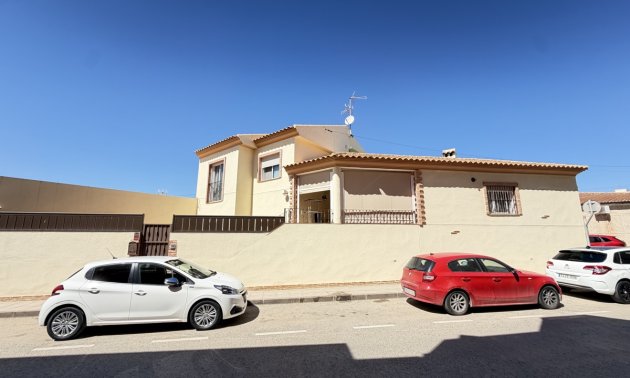 Adosado - Reventa - Pilar de La Horadada -
                Pilar de La Horadada - Town
