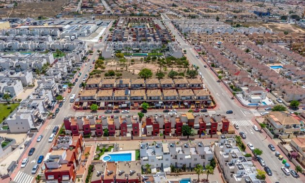 Adosado - Reventa - Torrevieja - Aguas Nuevas