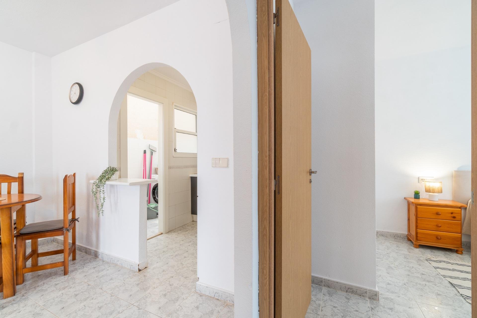 Alquiler a largo plazo - Apartamento / piso -
Orihuela Costa - Playa Flamenca