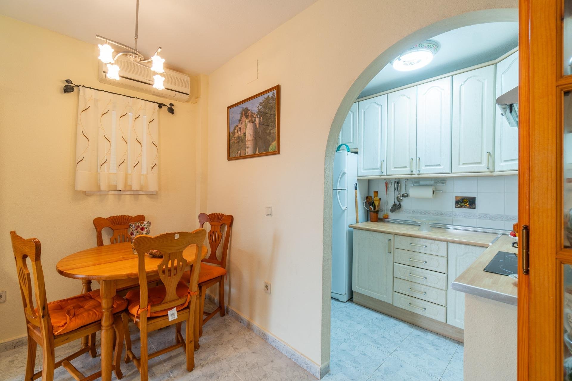 Alquiler a largo plazo - Bungalow -
Orihuela Costa - Playa Flamenca