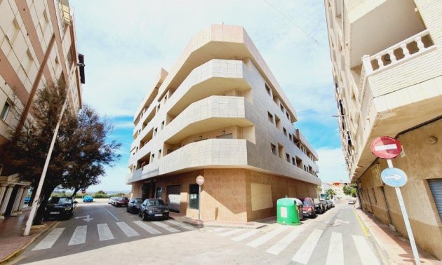 Apartamento / piso - Reventa - La Mata - La Mata