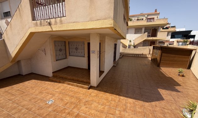 Apartamento / piso - Reventa - Orihuela Costa - La Zenia