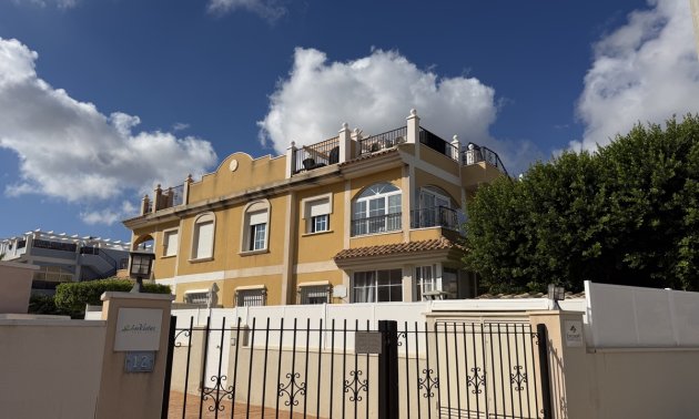Apartamento / piso - Reventa - Orihuela Costa - Lomas de Cabo Roig