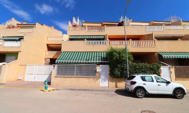 Apartamento / piso - Reventa - Rafal -
                Rafal - Town