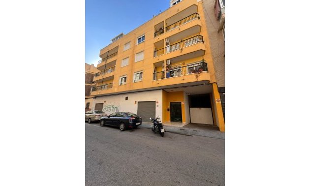 Apartamento / piso - Reventa - Torrevieja - Centro