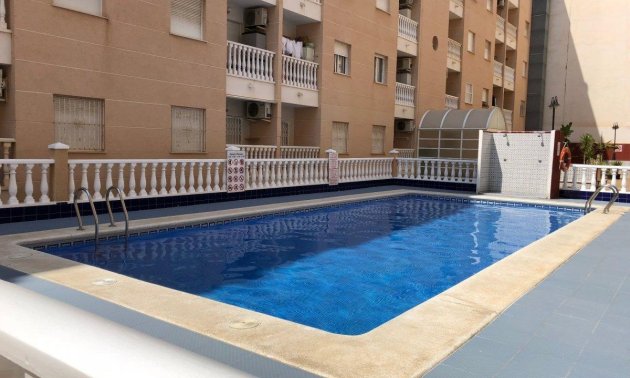 Apartamento / piso - Reventa - Torrevieja - Estacion de autobuses