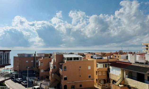 Apartamento / piso - Reventa - Torrevieja - La Mata