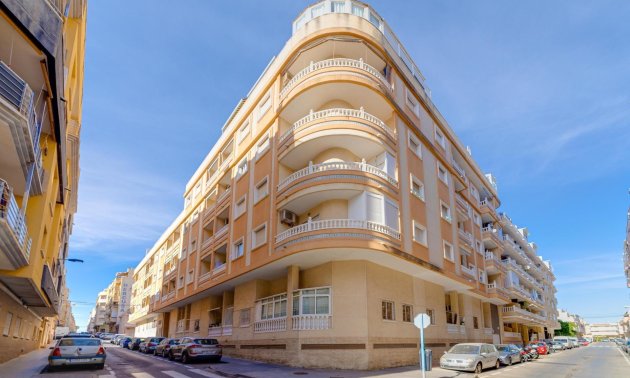 Apartamento / piso - Reventa - Torrevieja - Playa del Cura