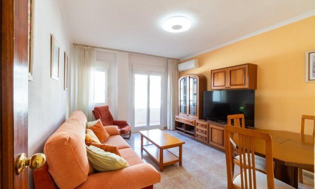 Apartamento / piso - Reventa - Torrevieja - Playa del Cura