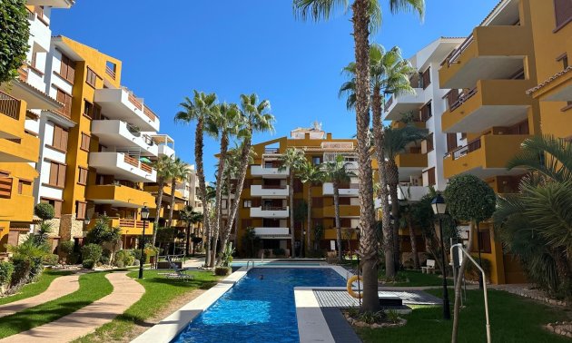 Apartamento / piso - Reventa - Torrevieja - Punta prima