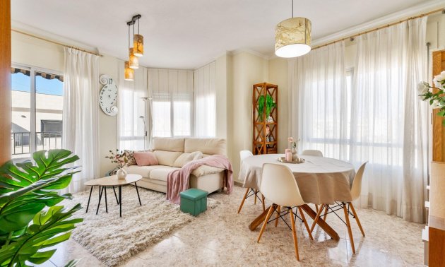 Apartamento / piso - Reventa - Torrevieja - Torrevieja - Centre