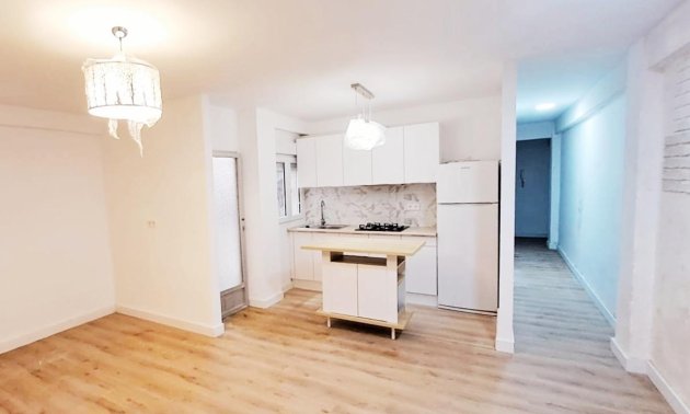 Apartamento / piso - Reventa - Torrevieja - Torrevieja - Centre