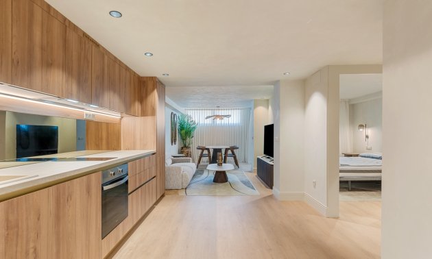 Apartment / flat - Resale - Alicante -
                La Albufereta