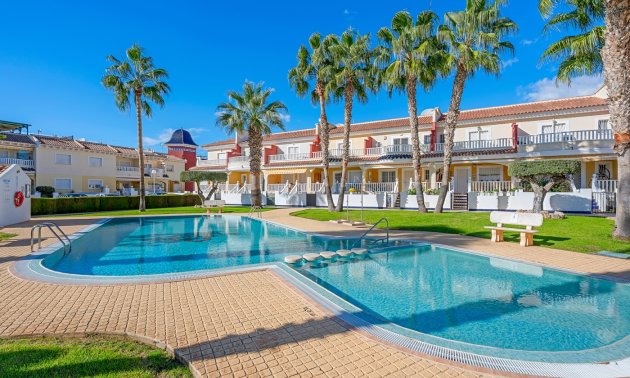 Apartment / flat - Resale - Ciudad Quesada -
                Doña Pepa