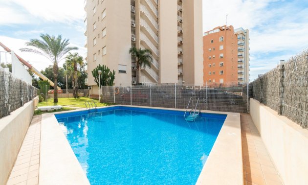Apartment / flat - Resale - Guardamar del Segura -
                Puerto Deportivo