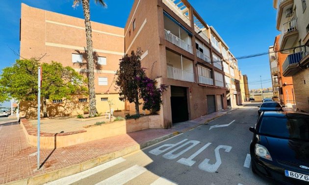 Apartment / flat - Resale - La Mata - La Mata