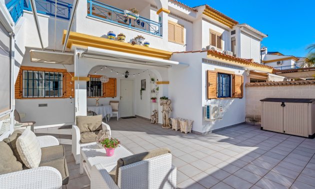 Apartment / flat - Resale - Mil Palmeras -
                Mil Palmeras - Town