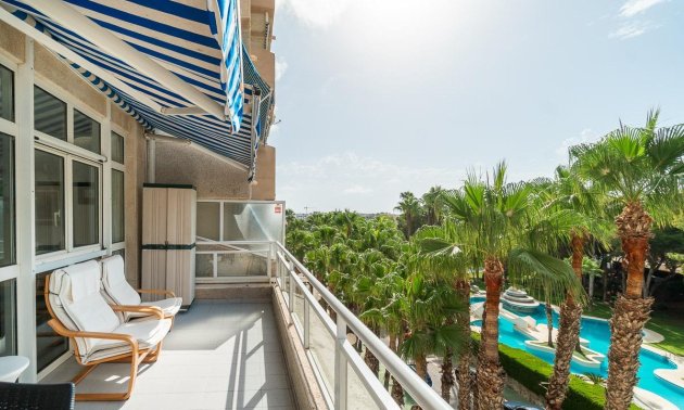 Apartment / flat - Resale - Orihuela Costa -
                Campoamor