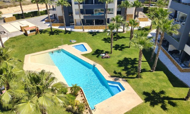 Apartment / flat - Resale - Orihuela Costa - Los Altos