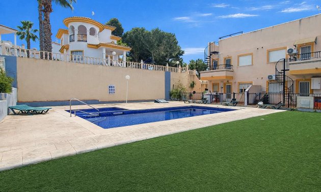 Apartment / flat - Resale - Orihuela Costa - Villamartin