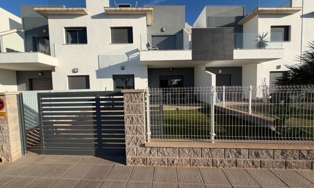 Apartment / flat - Resale - Pilar de La Horadada -
                Pilar de La Horadada - Town