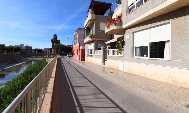 Apartment / flat - Resale -
            Rojales - 99RV-57613