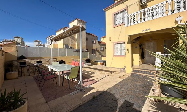 Apartment / flat - Resale -
            San Miguel de Salinas - 99RH-43125