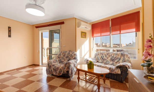 Apartment / flat - Resale -
            Torrevieja - 99RC-39844