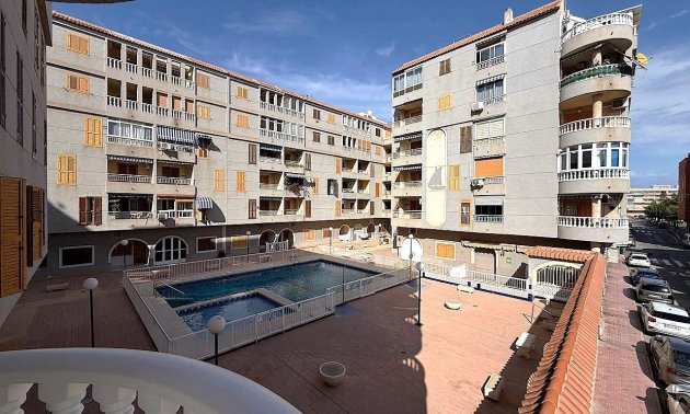 Apartment / flat - Resale - Torrevieja - Acequion
