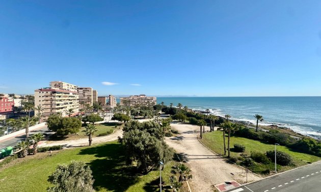 Apartment / flat - Resale - Torrevieja - Cabo cervera
