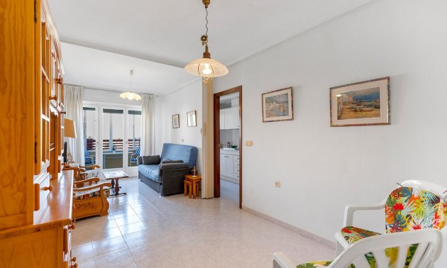 Apartment / flat - Resale - Torrevieja - Centro