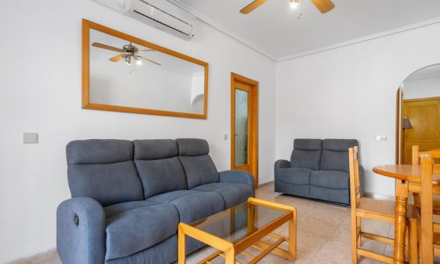 Apartment / flat - Resale - Torrevieja - Centro