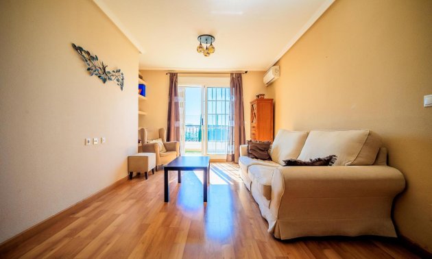 Apartment / flat - Resale - Torrevieja - Centro