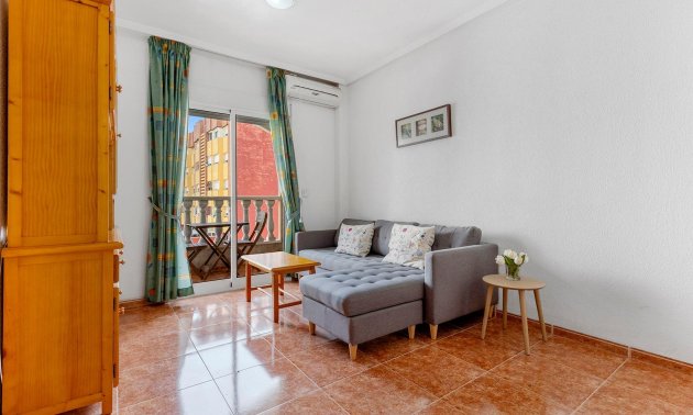 Apartment / flat - Resale - Torrevieja - Estacion de autobuses