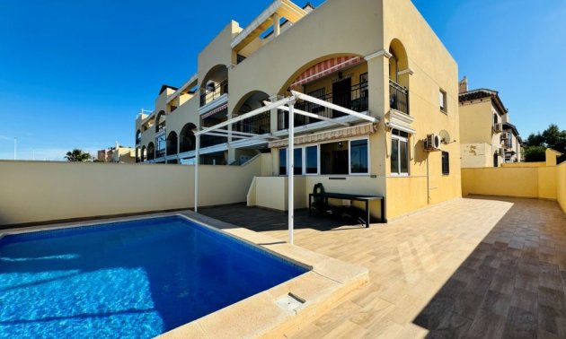 Apartment / flat - Resale - Torrevieja - La Mata