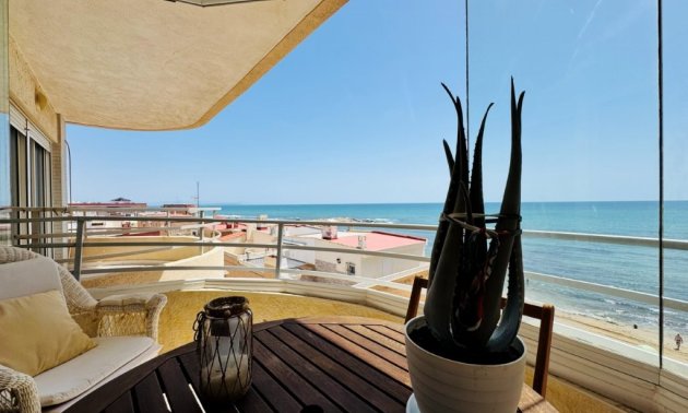 Apartment / flat - Resale - Torrevieja - La Mata