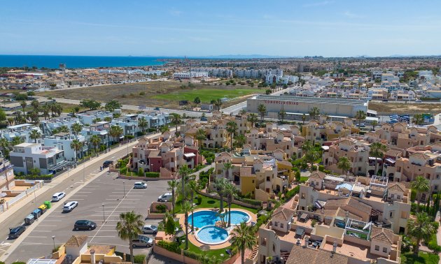 Apartment / flat - Resale - Torrevieja - Los Balcones - Los Altos del Edén