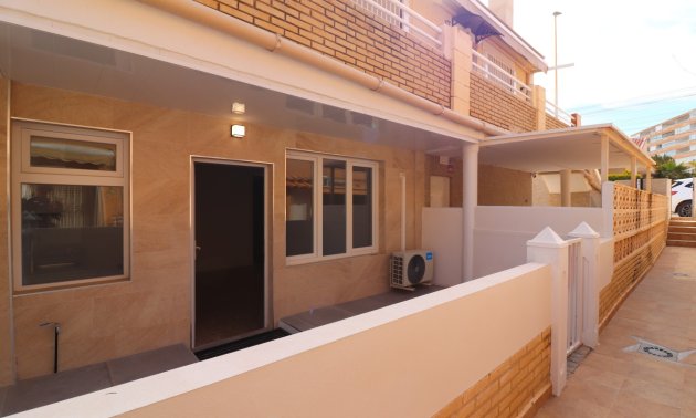 Apartment / flat - Resale - Torrevieja -
                Torre La Mata