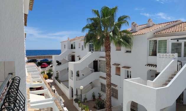 Apartment - Top Floor - Resale - Torrevieja - Playa de los Naufragos