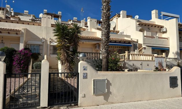 Bungalow - Resale - Campoamor -
                Campoamor