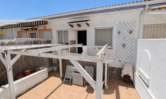Bungalow - Resale - Ciudad Quesada -
                Pueblo Bravo