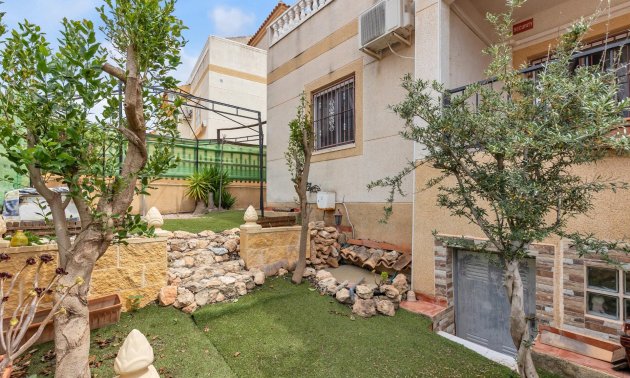 Bungalow - Reventa -
            Orihuela Costa - 99RC-30855