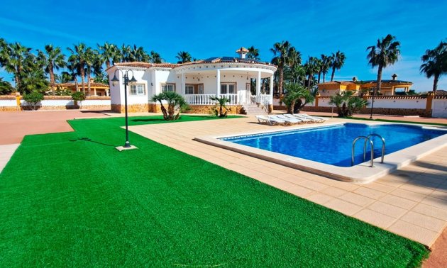 Country House - Resale -
            Catral - RV-29635