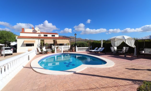Country House - Resale - Crevillente -
                Crevillente - Country