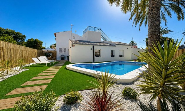 Dom Szeregowy - Rynek wtórny - Orihuela Costa -
                Punta Prima