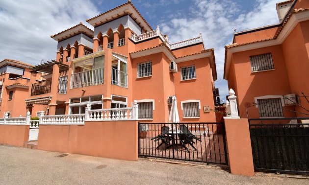 Duplex - Resale - Orihuela Costa -
                Playa Flamenca