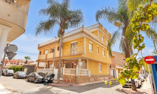 Duplex - Reventa -
            Los Alcázares - 99RC-71369
