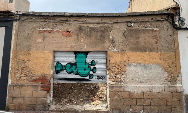 Działka / Grunt - Rynek wtórny - Torrevieja - Centro