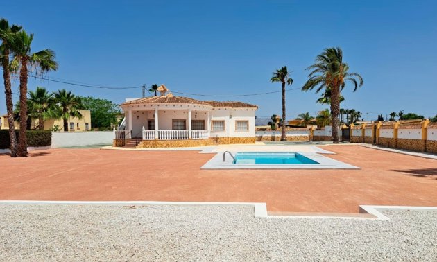 Finca - Reventa -
            Catral - 99RV-33522